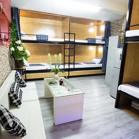 Senco Female Hostel Hanoi Buitenkant foto